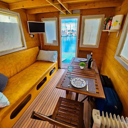 House Boat Bådhotel Alghero